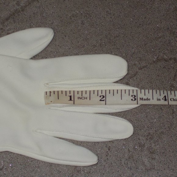 Vintage off white long gloves - Picture 6 of 7